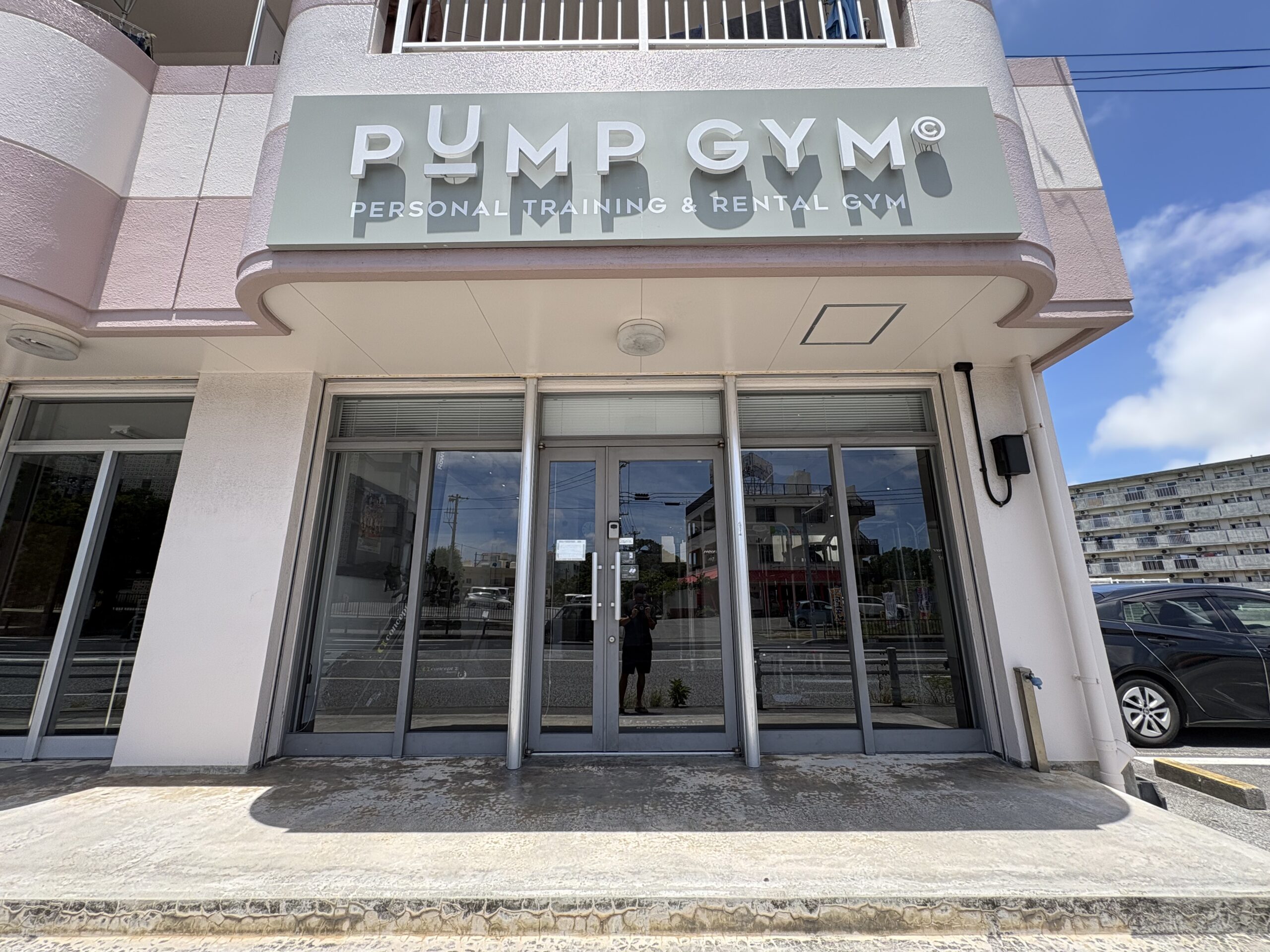 PUMP GYM沖縄美里店の外観